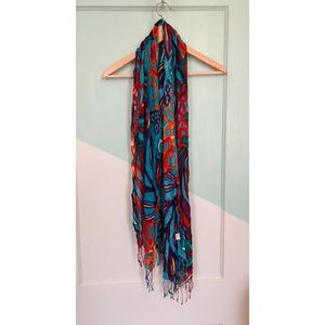 Old Navy lightweight spring scarves (2)